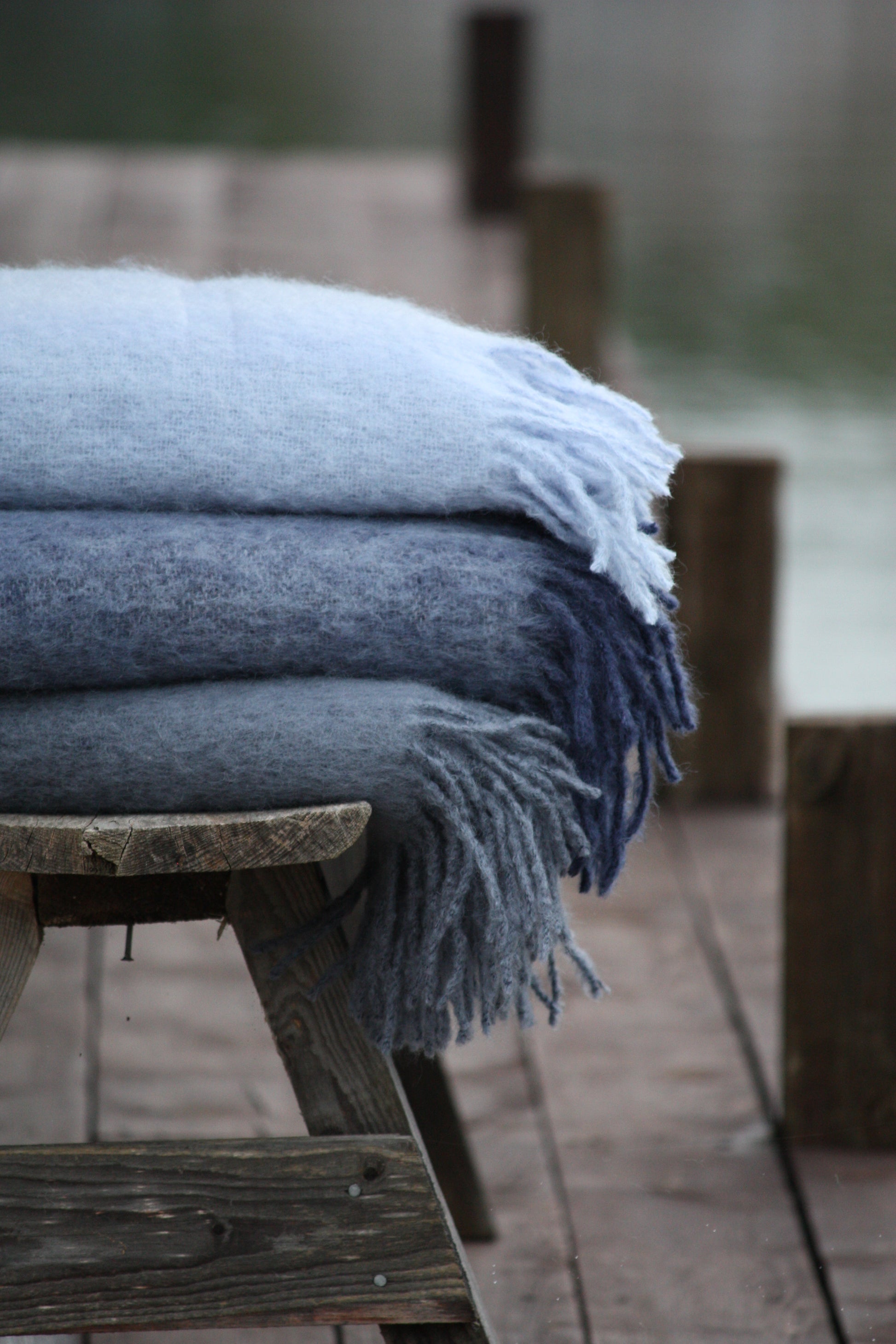 Mohair Blanket Pilaster