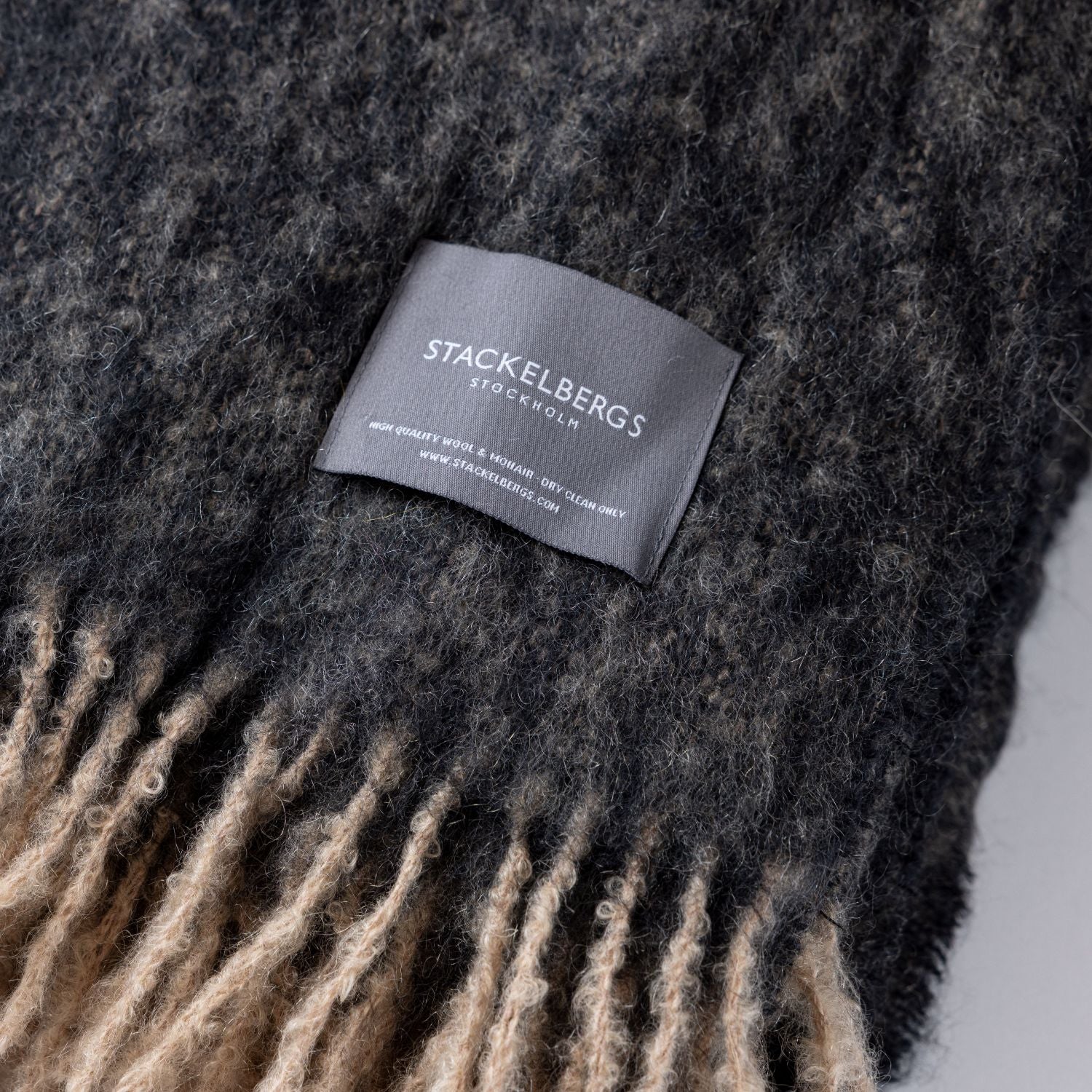 Mohair Blanket Sand & Black Melange