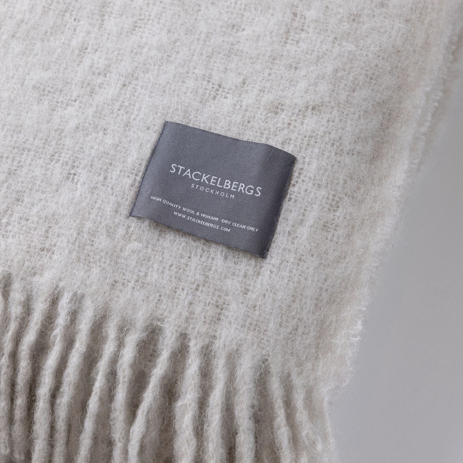 Mohair Blanket Reflection White