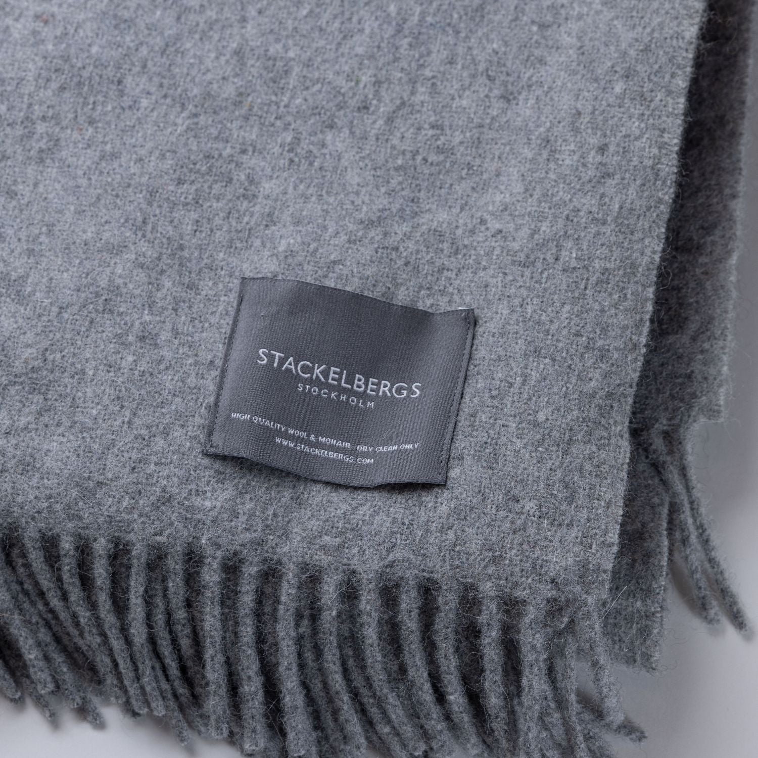 Recycled Alpaca Blanket Light Grey