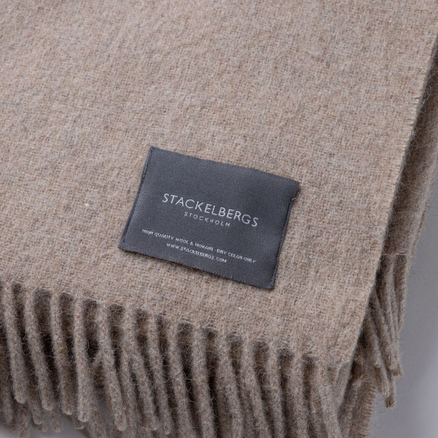 Recycled Alpaca Blanket Taupe