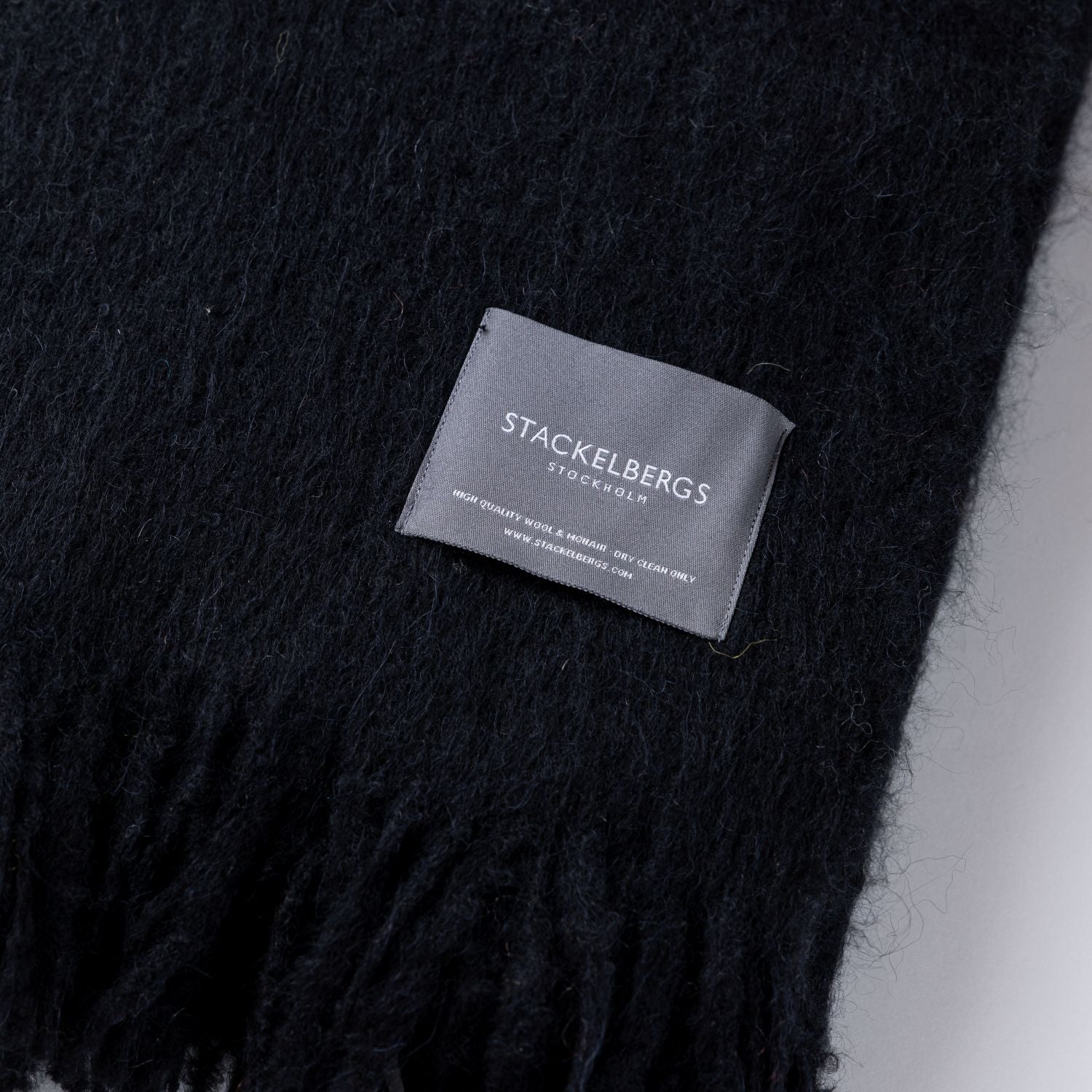 Brushed Alpaca Blanket Black