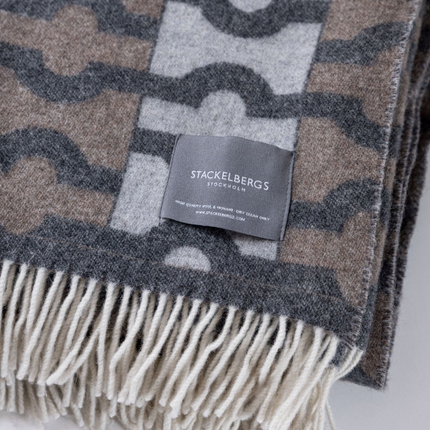 Wallpaper Wool Blanket Dark Grey, Brown & Light Grey